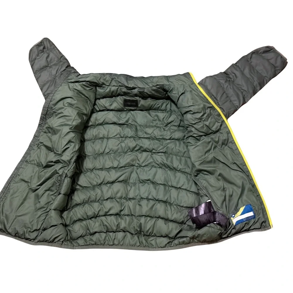 Marmot 700 Fill Puffer Jacket Full Zip Size XL Green Boys  Down